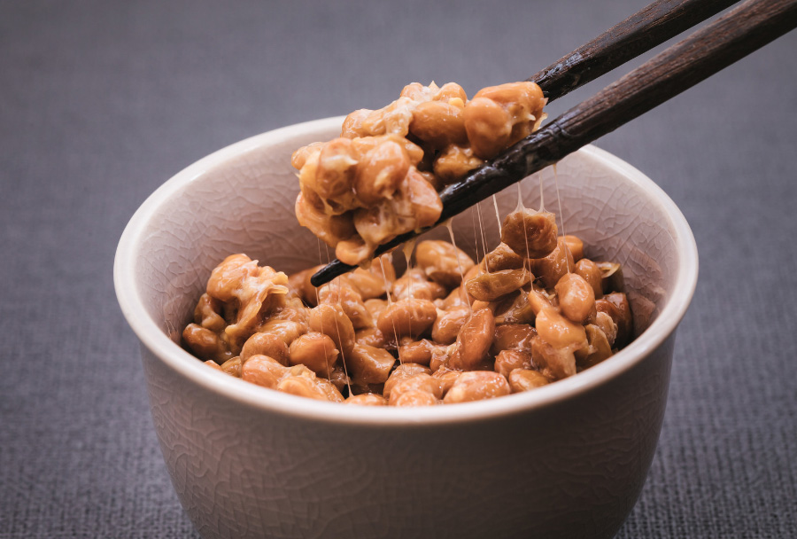 ひきわり納豆と粒納豆〜効能の違い