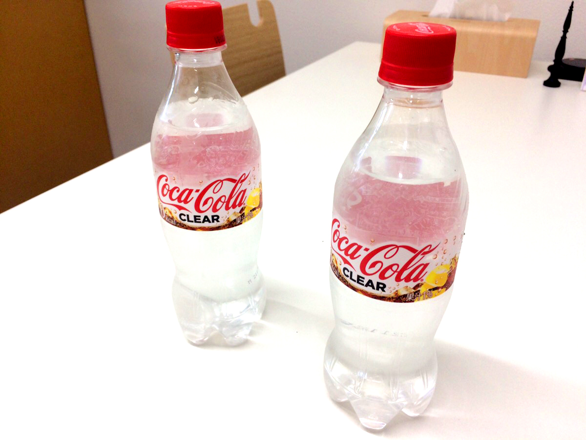 透明なコーラを飲んでみた